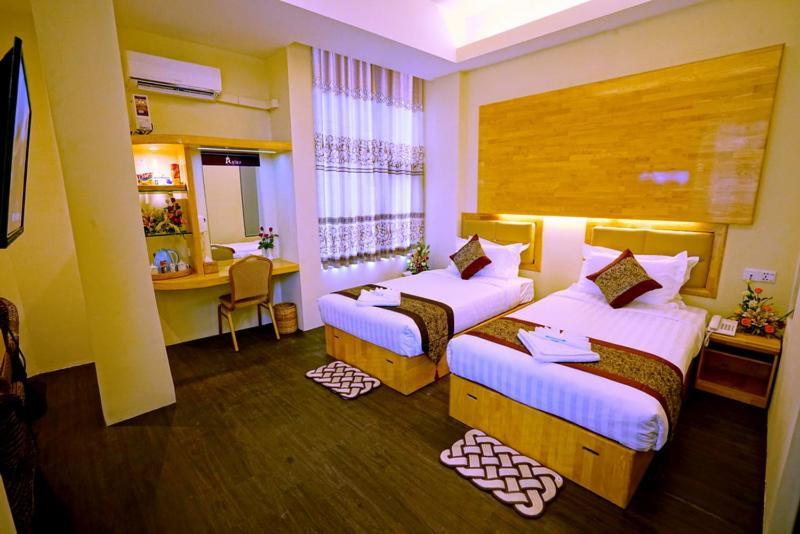 Relax Mandalay Hotel Екстер'єр фото