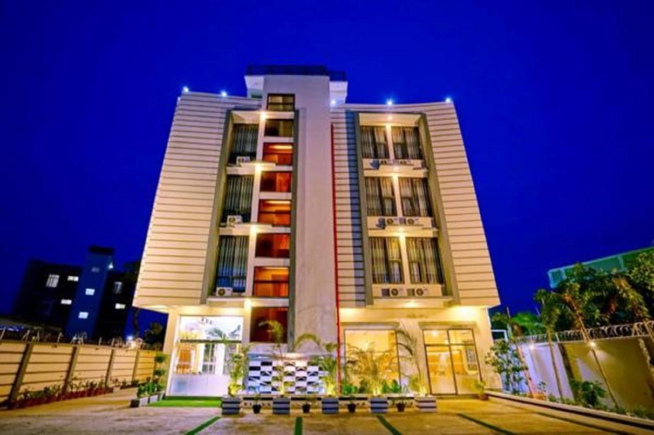 Relax Mandalay Hotel Екстер'єр фото