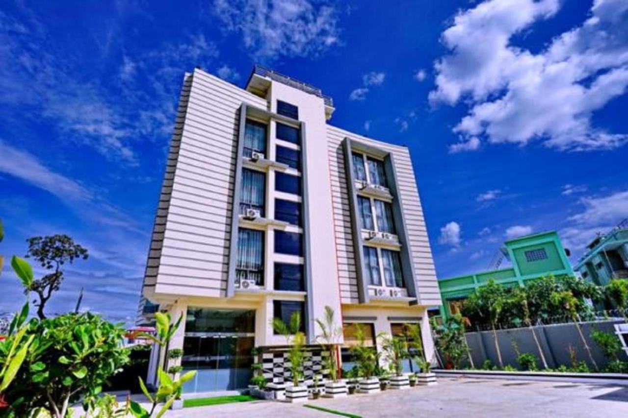 Relax Mandalay Hotel Екстер'єр фото
