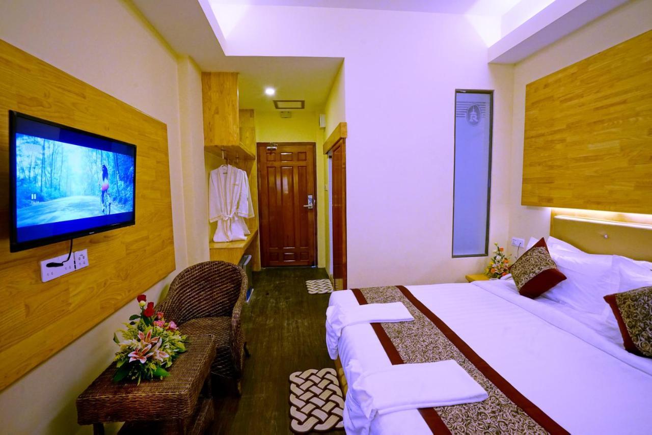 Relax Mandalay Hotel Екстер'єр фото