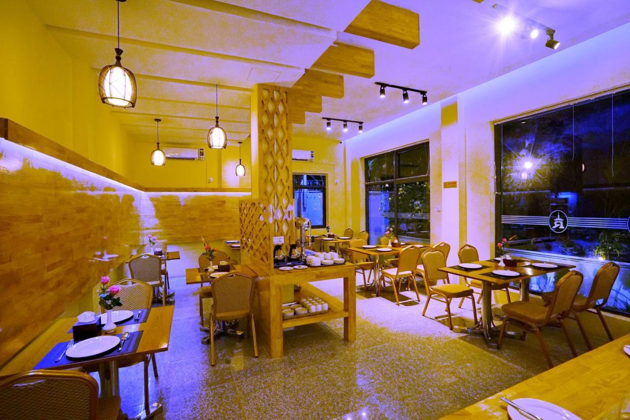 Relax Mandalay Hotel Екстер'єр фото