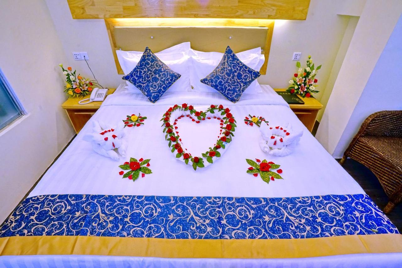 Relax Mandalay Hotel Екстер'єр фото