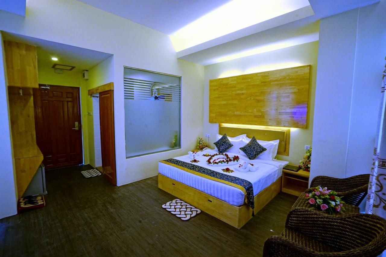 Relax Mandalay Hotel Екстер'єр фото